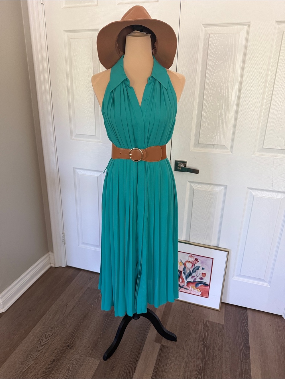 Teal sleeveless Pleated Midi Dress